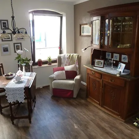 아파트 Ferienwohnung Pauly 아데나우