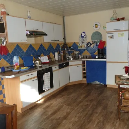 Ferienwohnung Pauly 아데나우